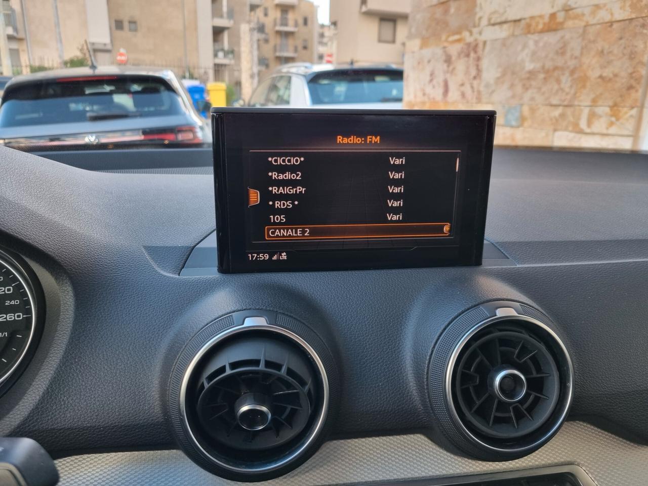 Audi Q2 I 30 1.0 tfsi