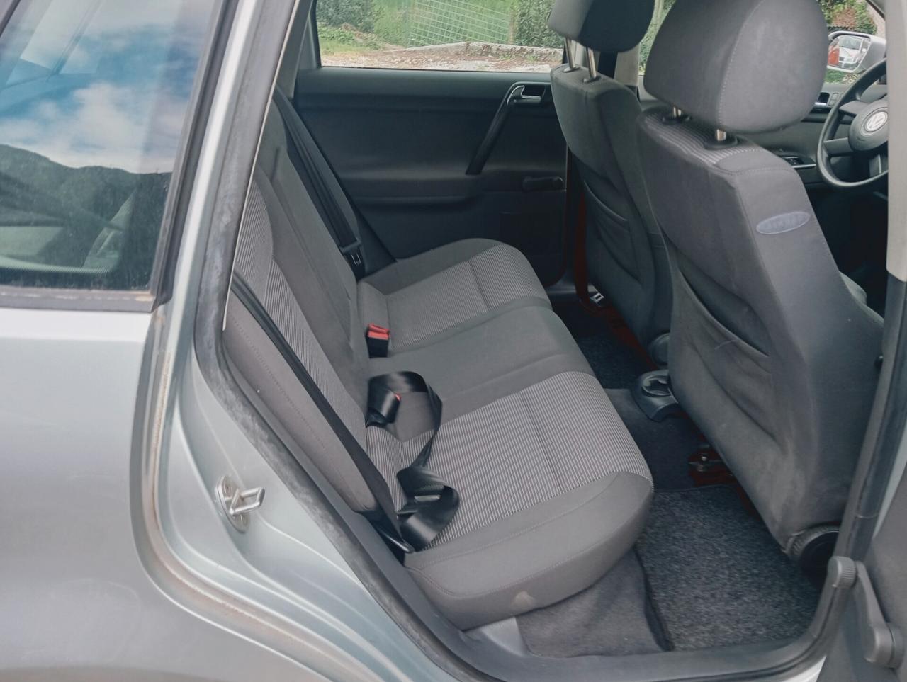 Volkswagen Polo 1.9/101CV TDI 5p. Highline