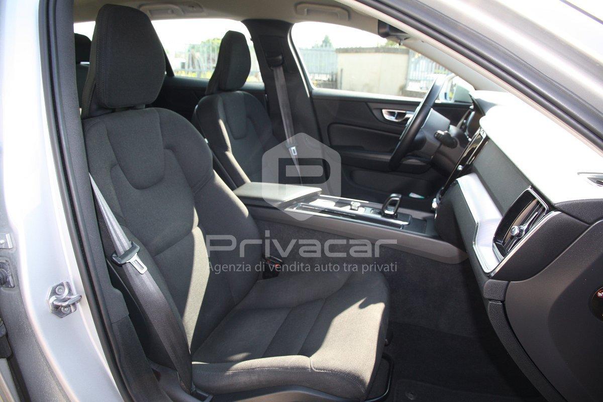 VOLVO V60 B4 (d) Geartronic Momentum Business Pro