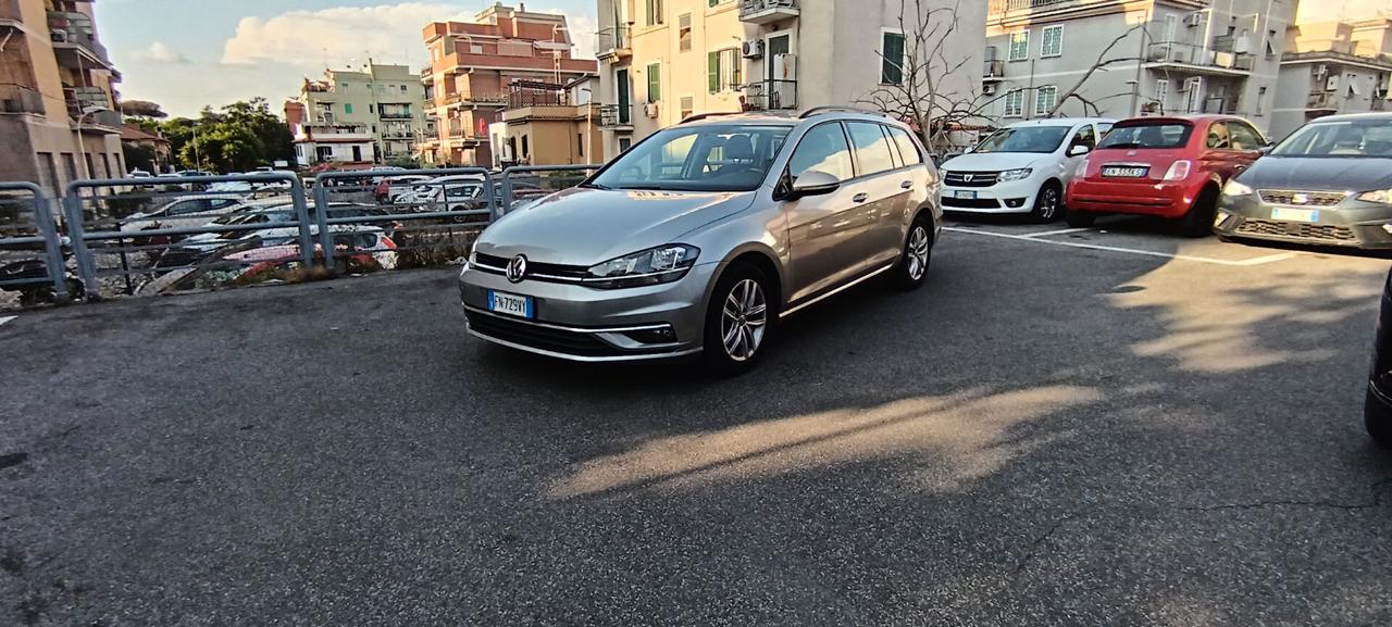 Volkswagen Golf Variant 2.0 TDI Highline BlueMotion Technology
