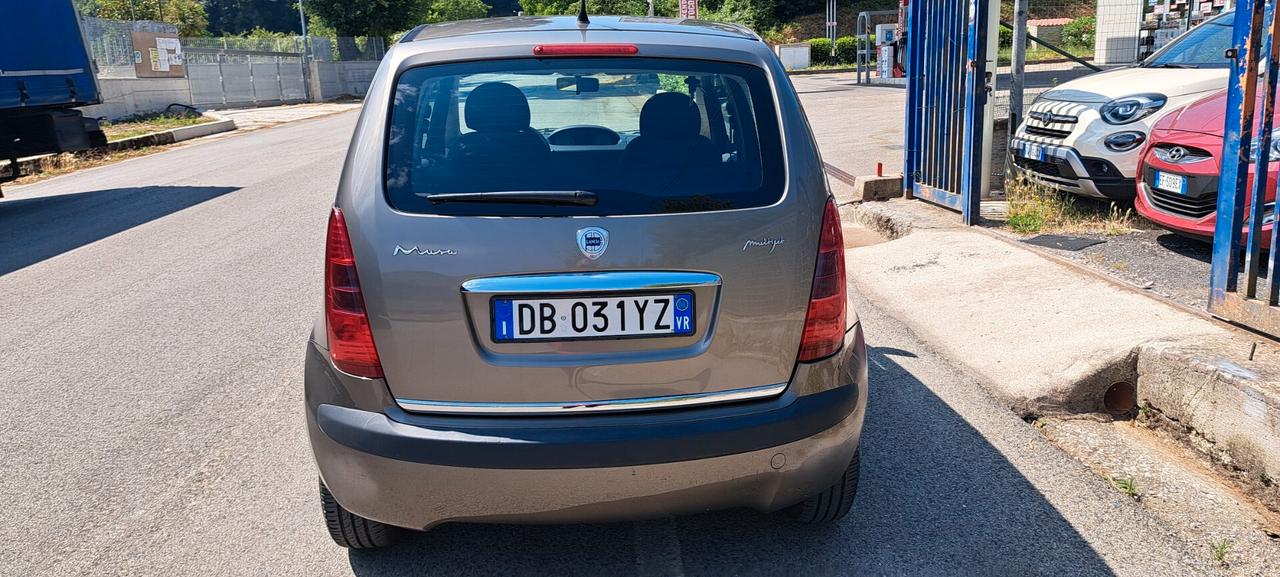 Lancia MUSA 1.9 Multijet Oro