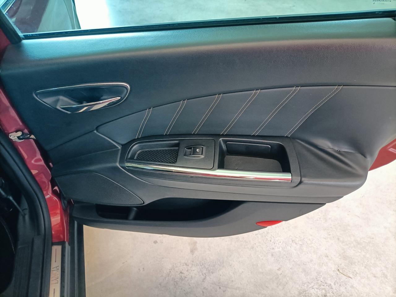 Lancia Delta 1.6 MJT DPF CV 120 Selectronic Platino 06/2010