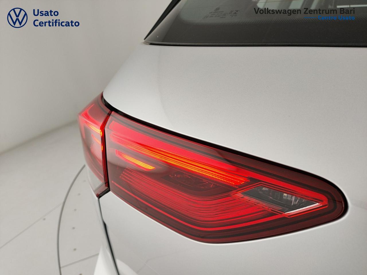 Volkswagen Golf variant 2.0 tdi life 150cv dsg