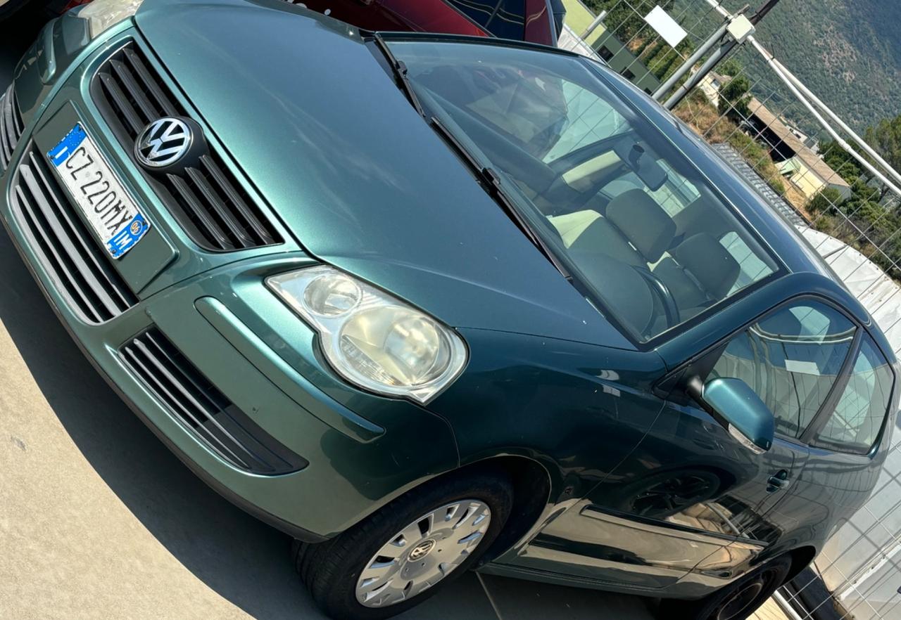 Volkswagen Polo 1.2/64CV 12V 3p. Trendline