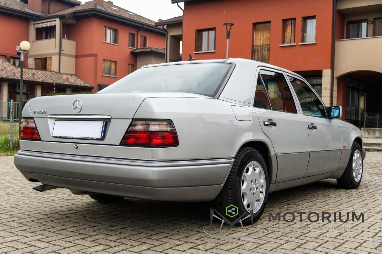 Mercedes E 200 W124 2.0 16v 136CV - ISCRITTA ASI