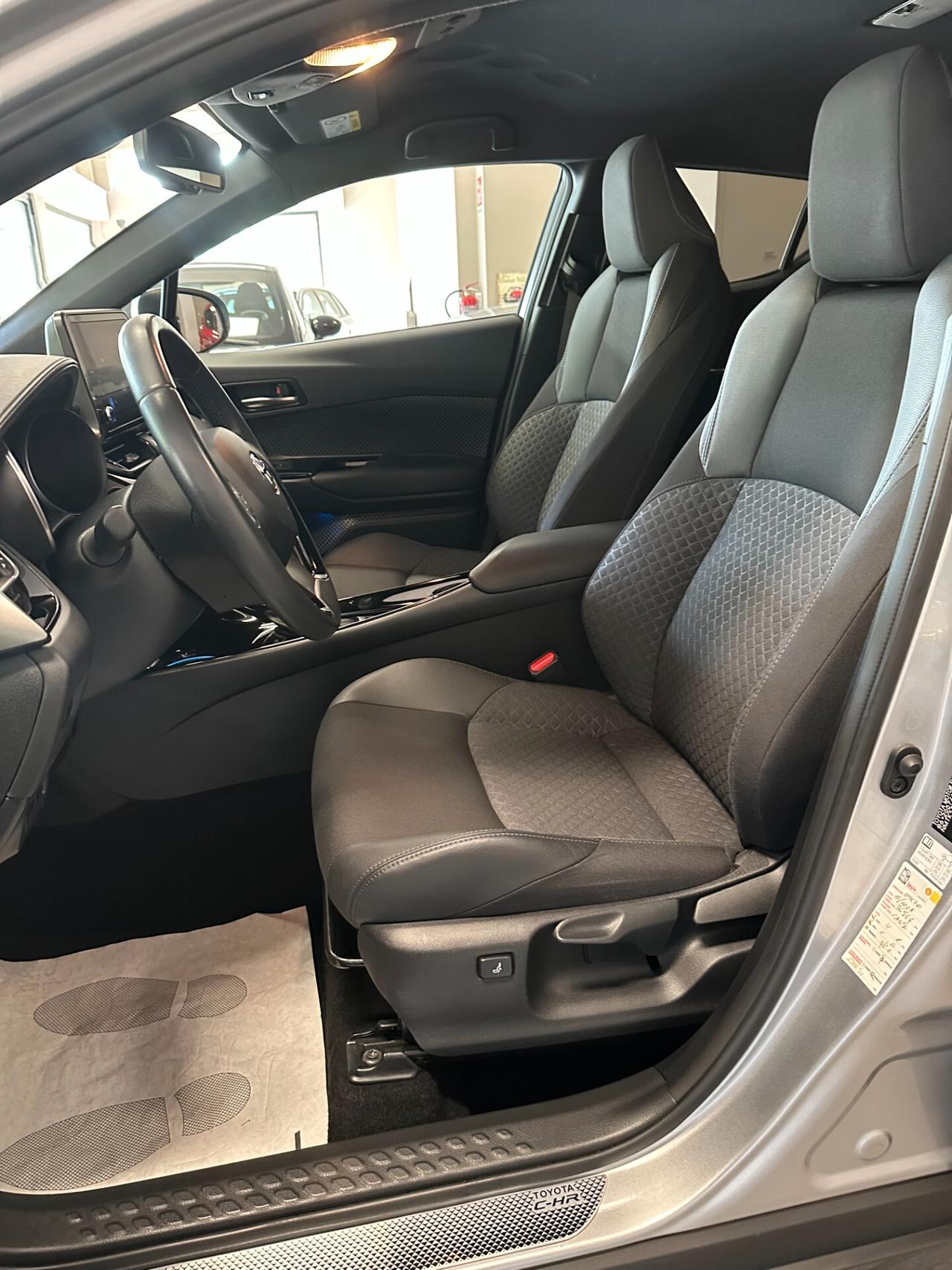 Toyota C-HR 2.0 Hybrid E-CVT Morebusiness