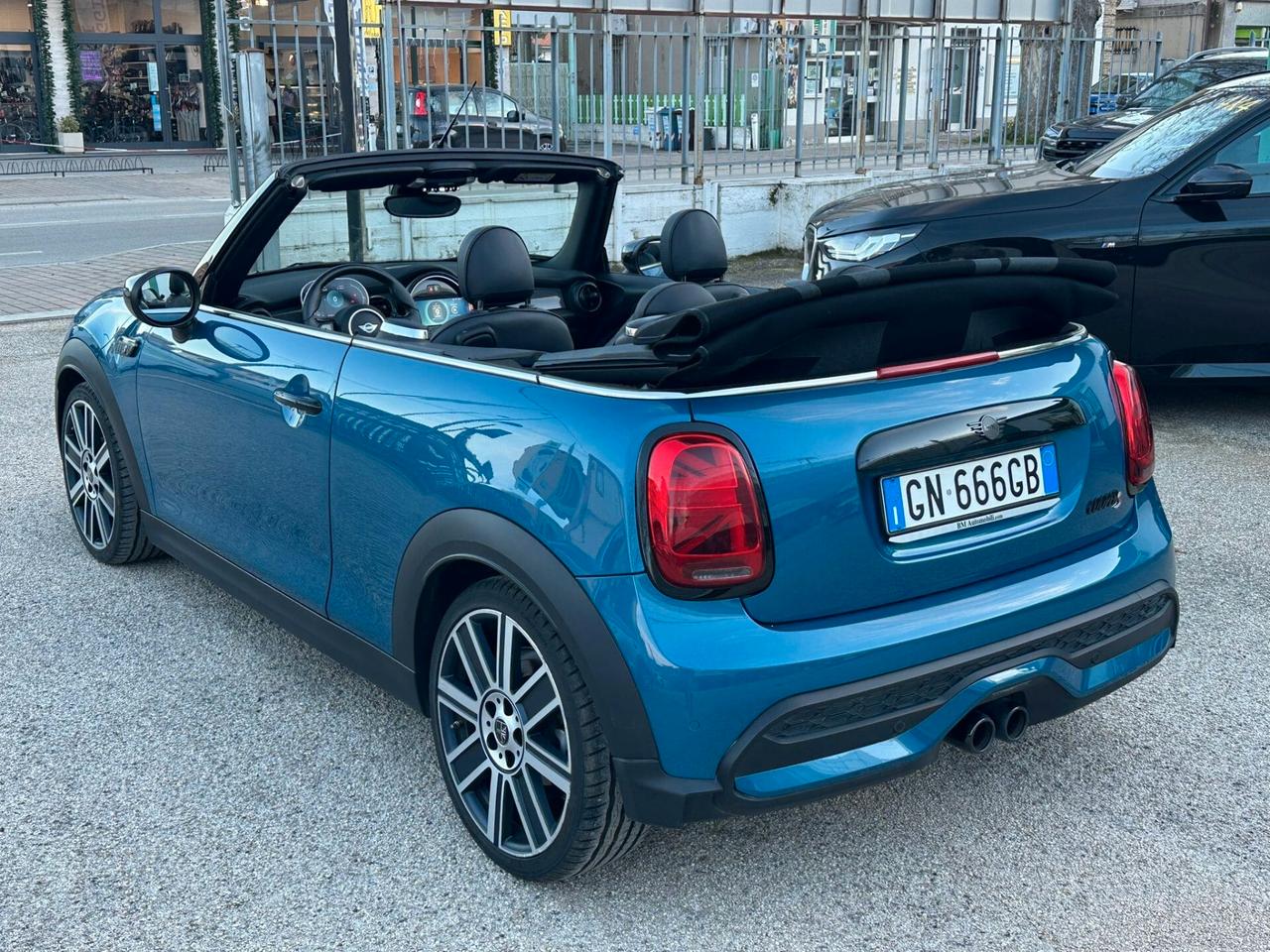 MINI COOPER S CABRIO YOURS 178CV