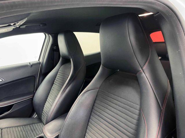 MERCEDES-BENZ GLA 220 D SPORT 4MATIC 177CV AUTO