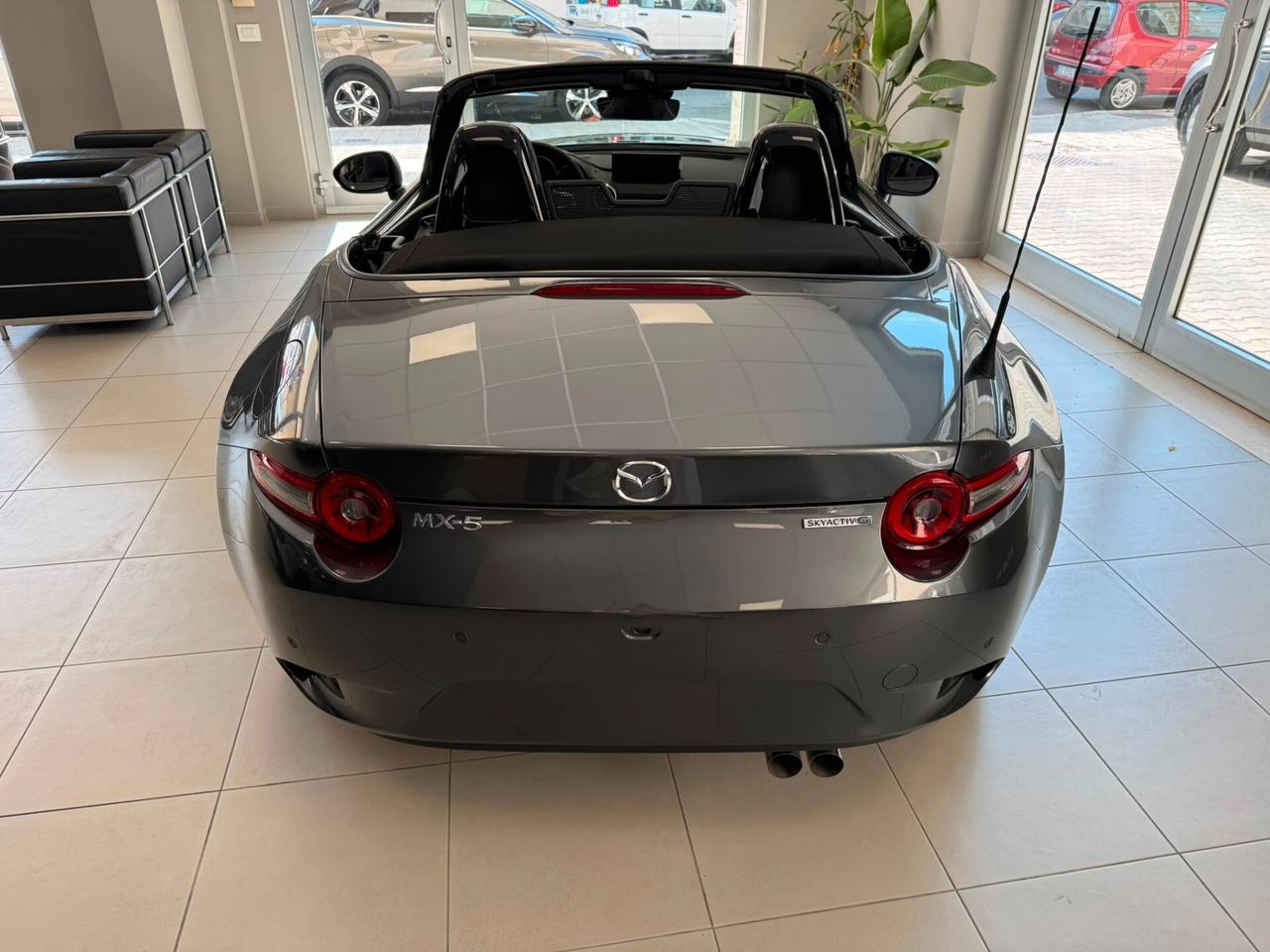 Mazda MX-5 1.5L Skyactiv-G Homura