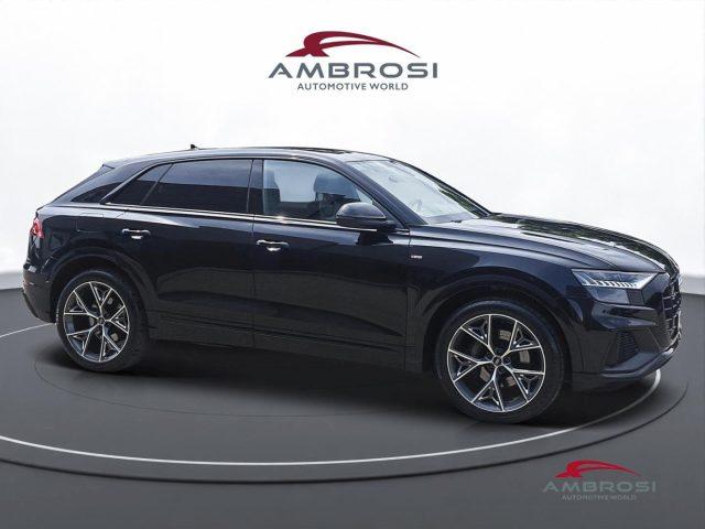 AUDI Q8 Q8 50 TDI 286 CV quattro tiptronic Sport - PER OPE