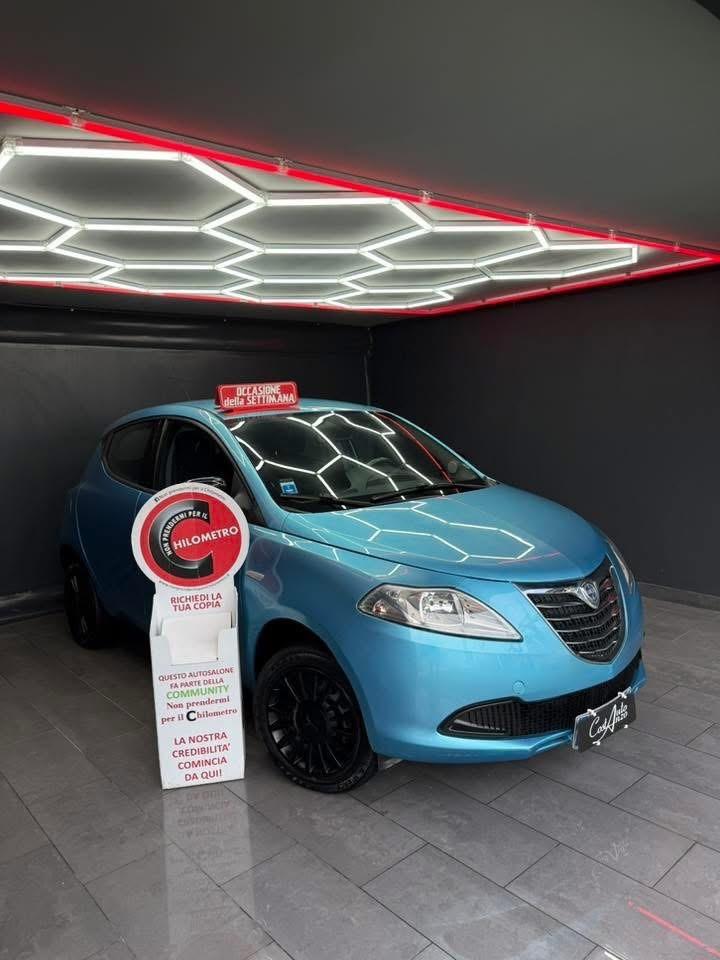 Lancia Ypsilon 0.9 Ben/Metano 84 cv Elefantino 12/2013