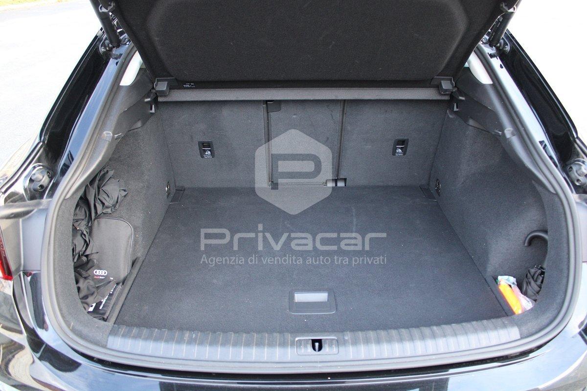 AUDI Q3 SPB 35 TDI S tronic Business Plus