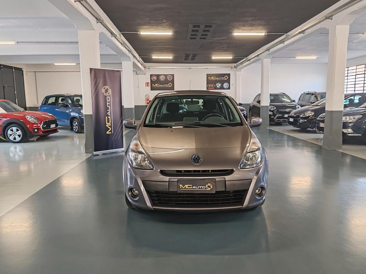 Renault Clio 1.2 16V 5 porte Confort