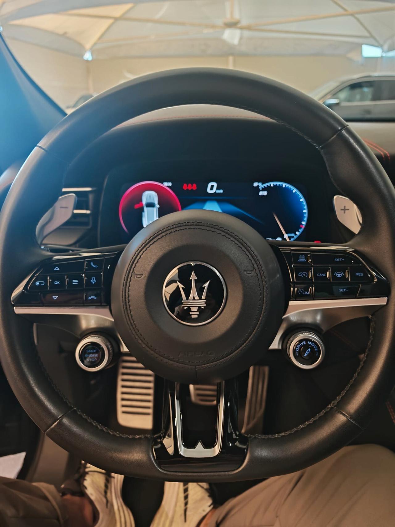 Maserati Grecale MHEV 330 CV AWD Modena
