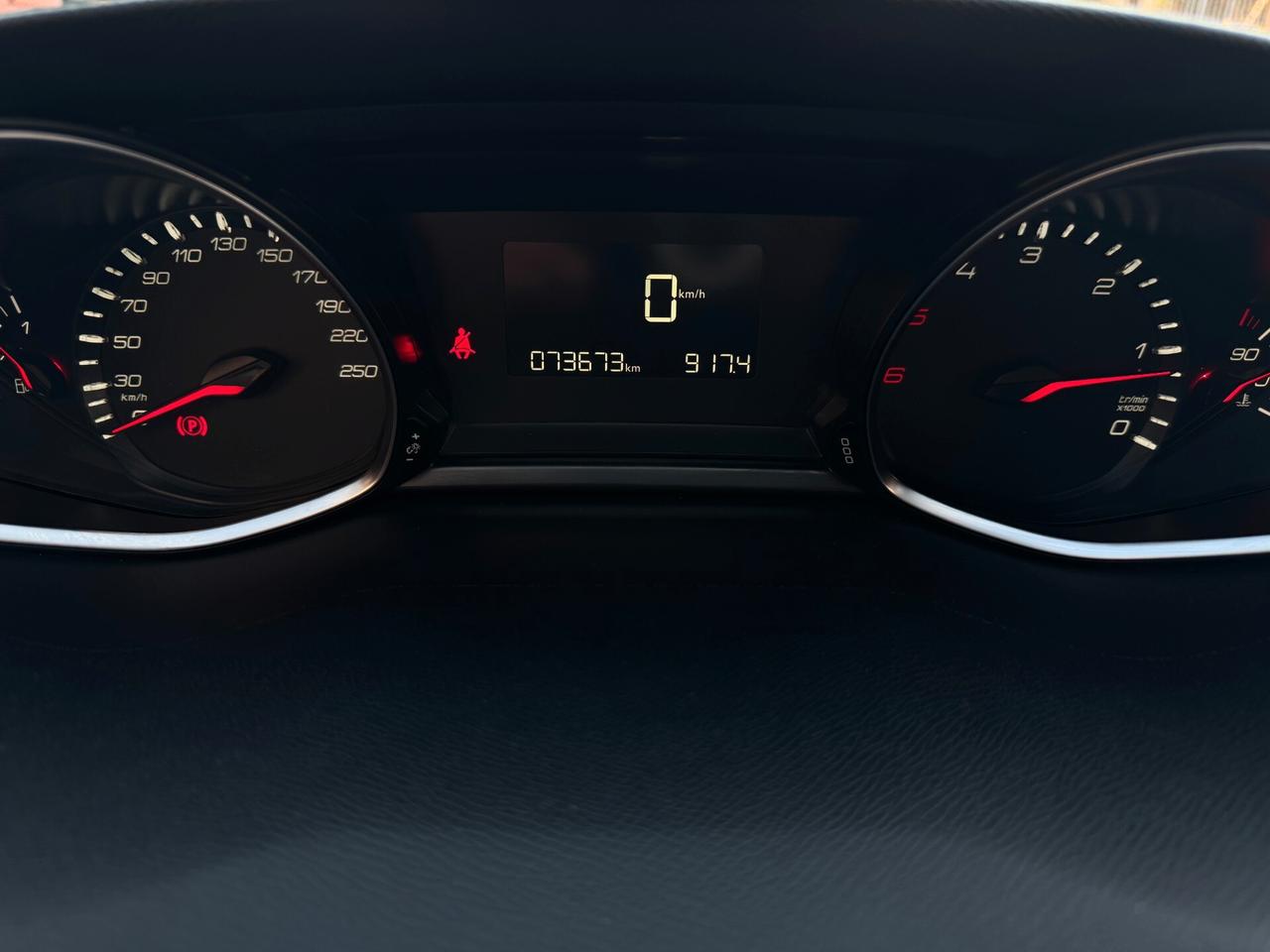 Peugeot 308 BlueHDi 100 S&S SW Active