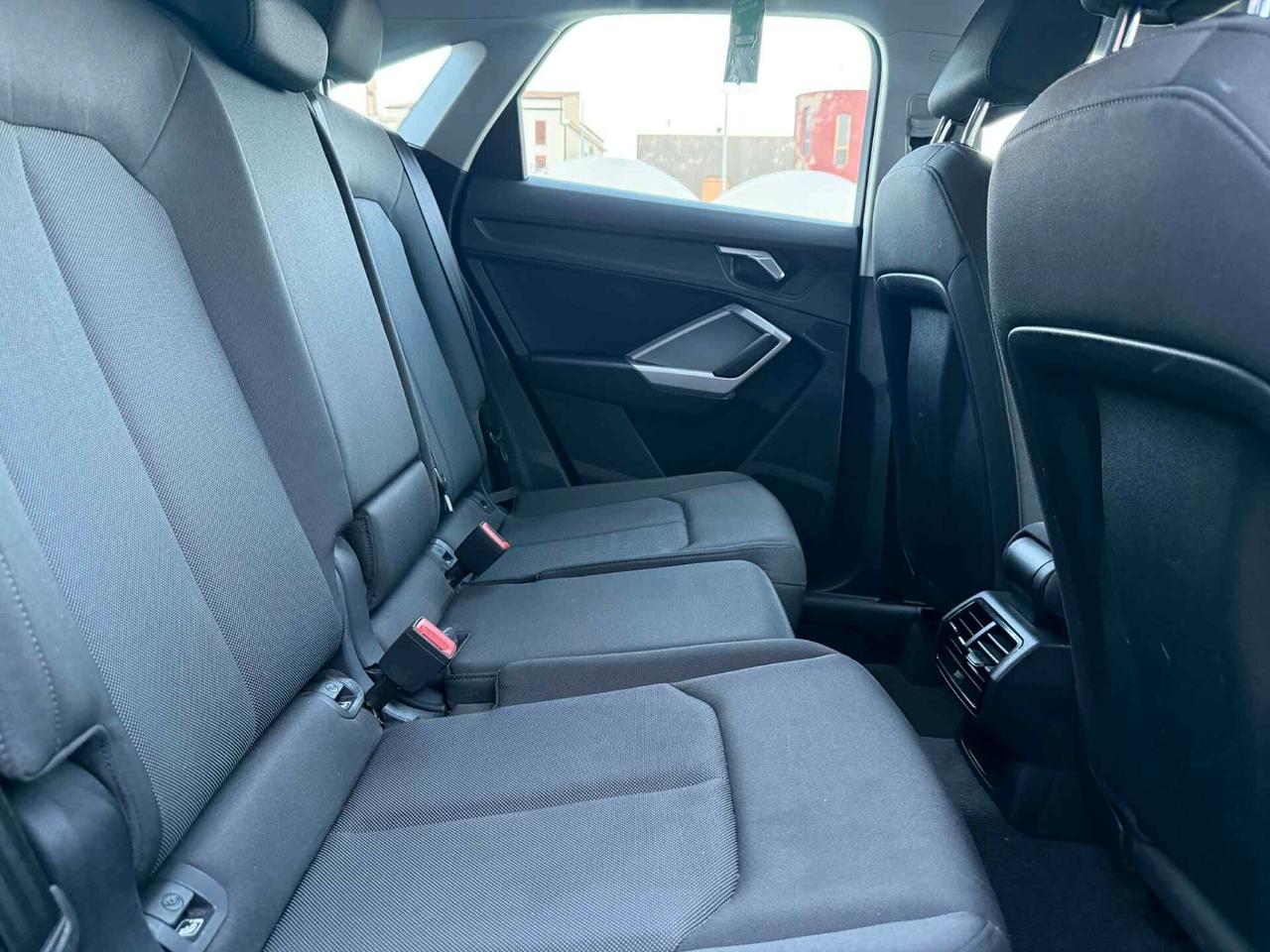 Audi Q3 35 TDI S tronic business plus Advanced