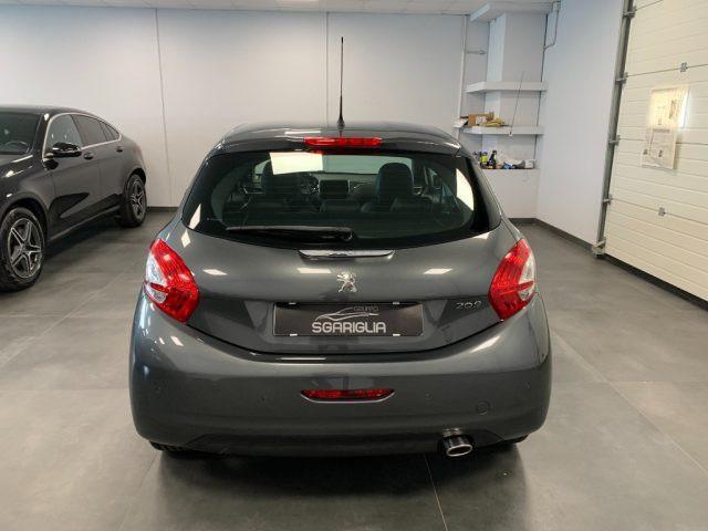 PEUGEOT 208 1.4 HDi 3 Porte Allure