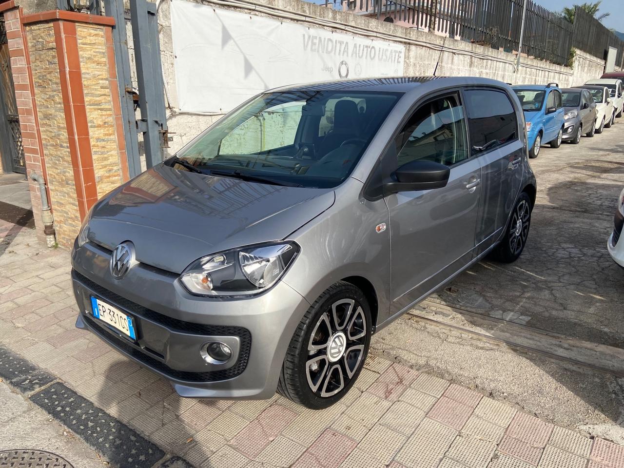 Volkswagen up! 1.0 75 CV 5p. high
