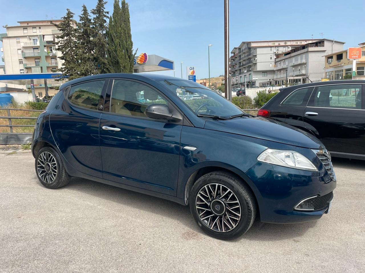 Lancia Ypsilon 1.3 MJT 16V 95 CV 5 porte Platinum