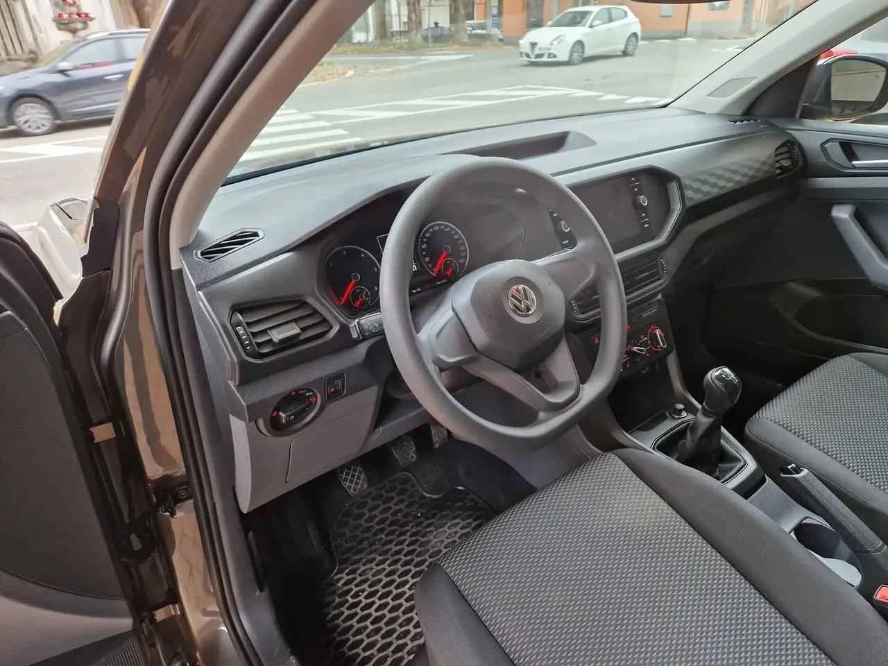 Volkswagen T-Cross 1.6 tdi 95cv. 24.000 km NAVIGATORE tagliandata