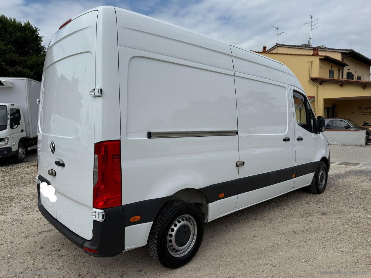 Sprinter F39/33 311CDI FWD TA Furg.