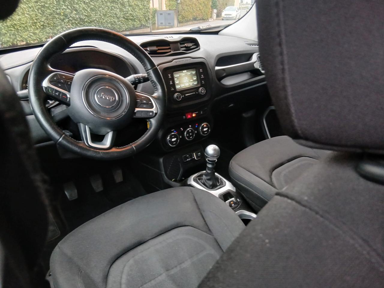 Jeep Renegade 1.6 Mjt 120 CV Limited tua a € 199 mese