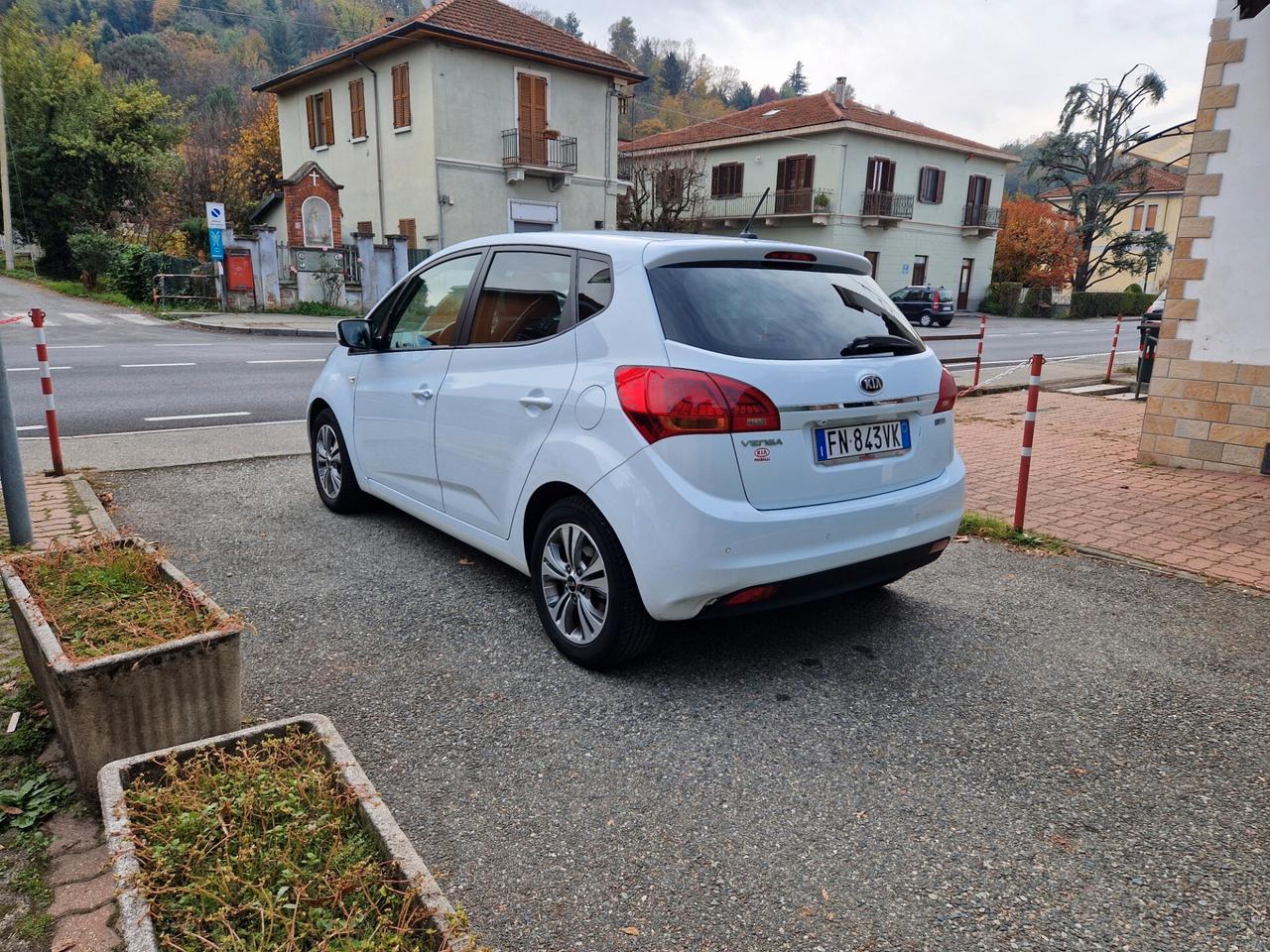 Kia Venga 1.4 90CV "49.700 km" GPL casa madre, Full Optional