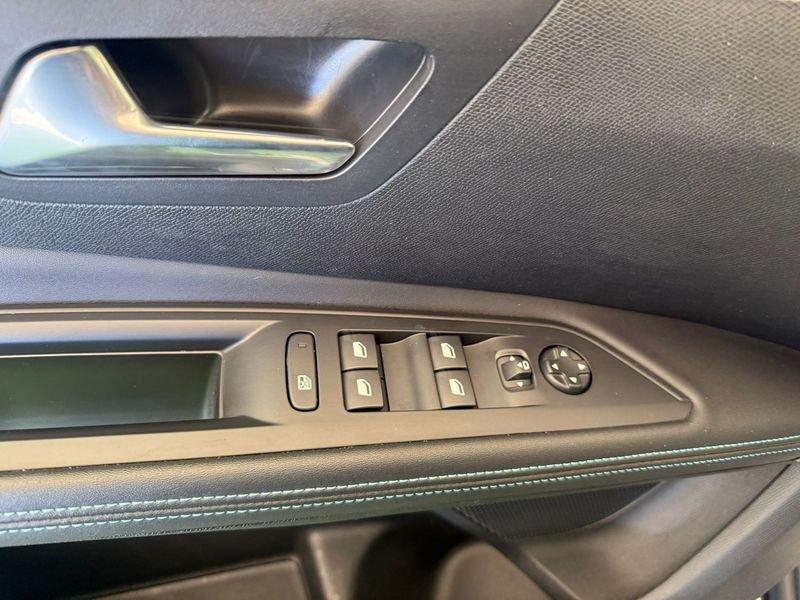 Peugeot 5008 BlueHDi 130 S&S EAT8 Allure Pack