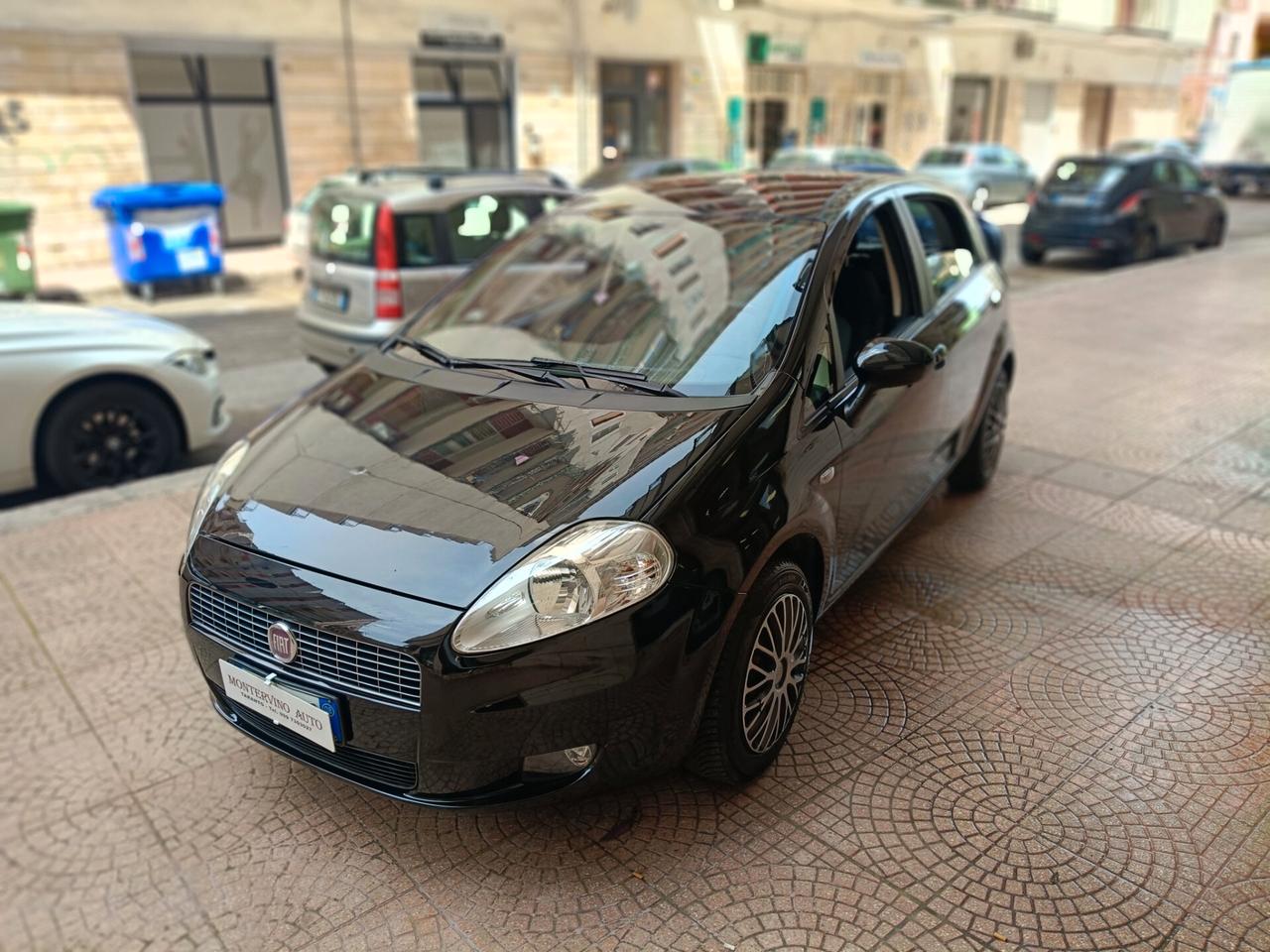 FIAT GRANDE PUNTO 1.2 5PORTE-NEOPATENTATI -Euro 4350