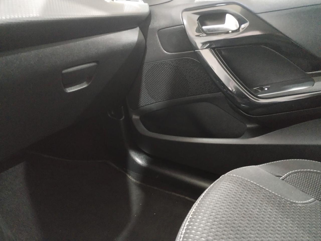 Peugeot 208 BlueHDi 75 5 porte Allure