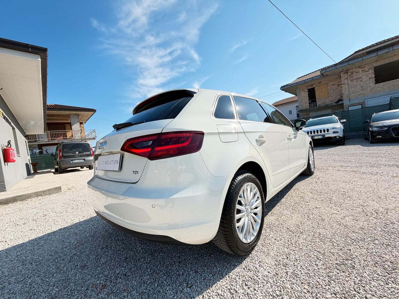 Audi A3 Sportback 1.6 TDI 105 cv 125.450 km unico proprietario