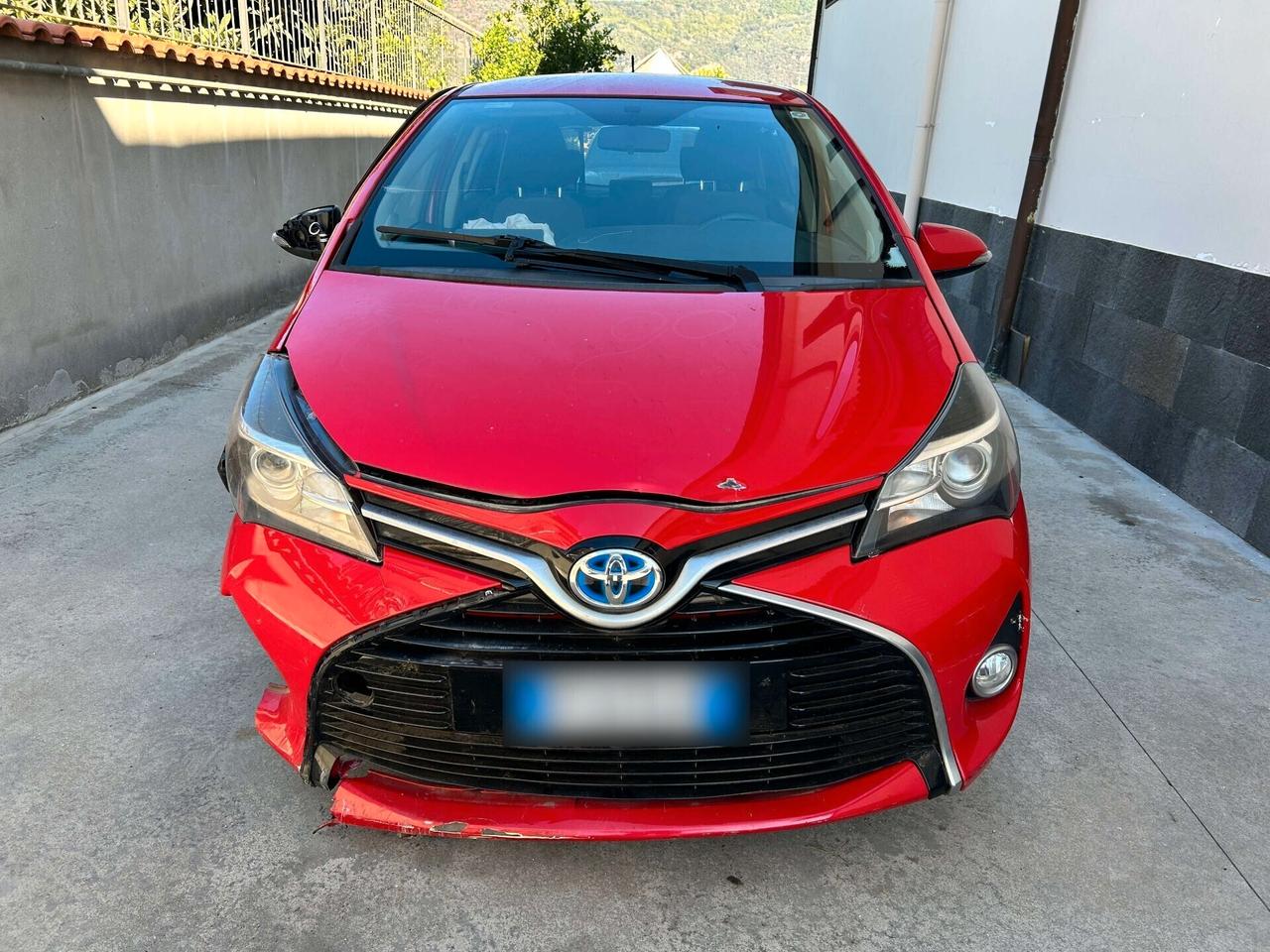 Toyota Yaris 1.5 Hybrid 73CV - 2016 Incidentata