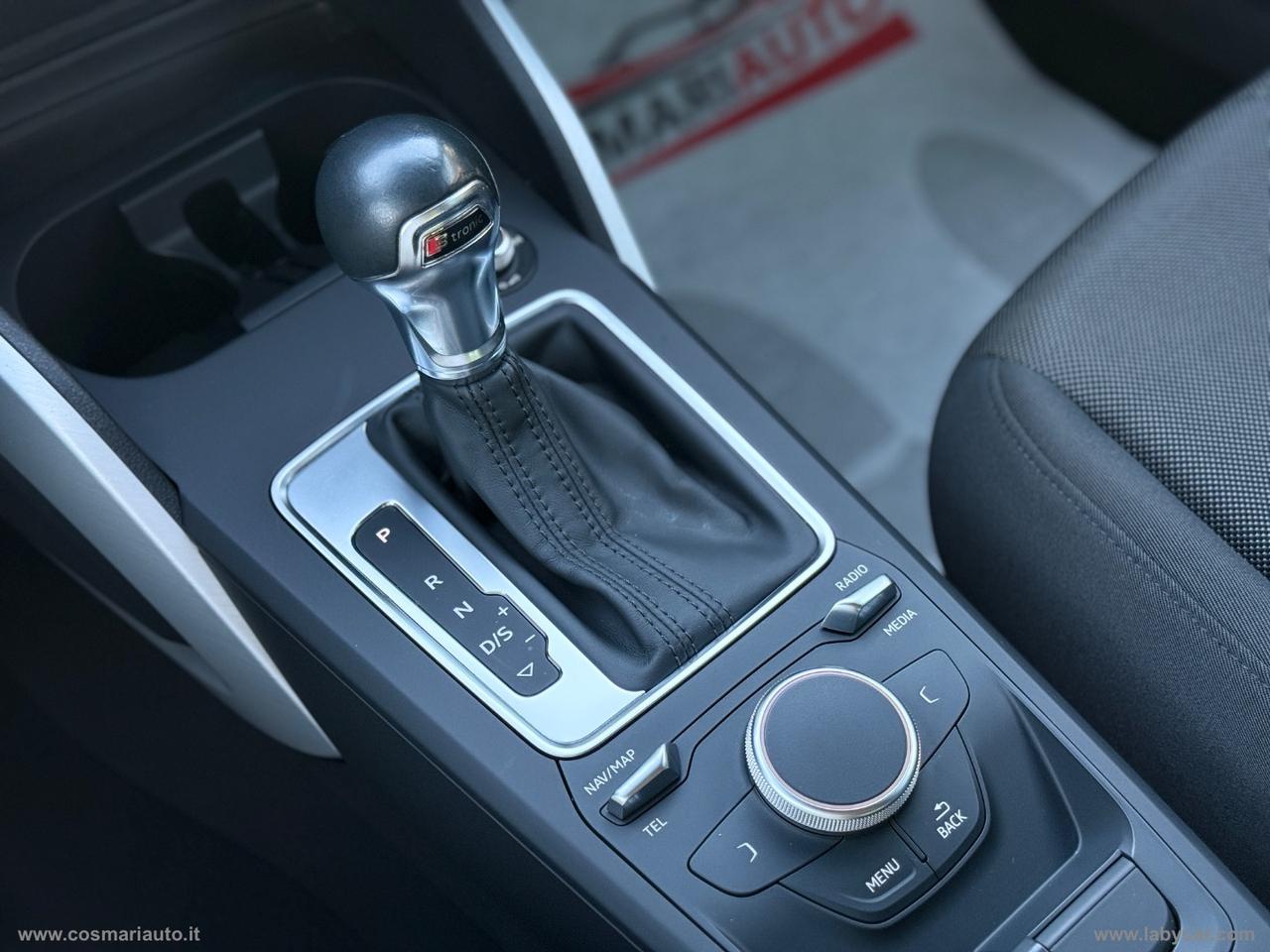 AUDI Q2 30 TDI S tronic Business Design