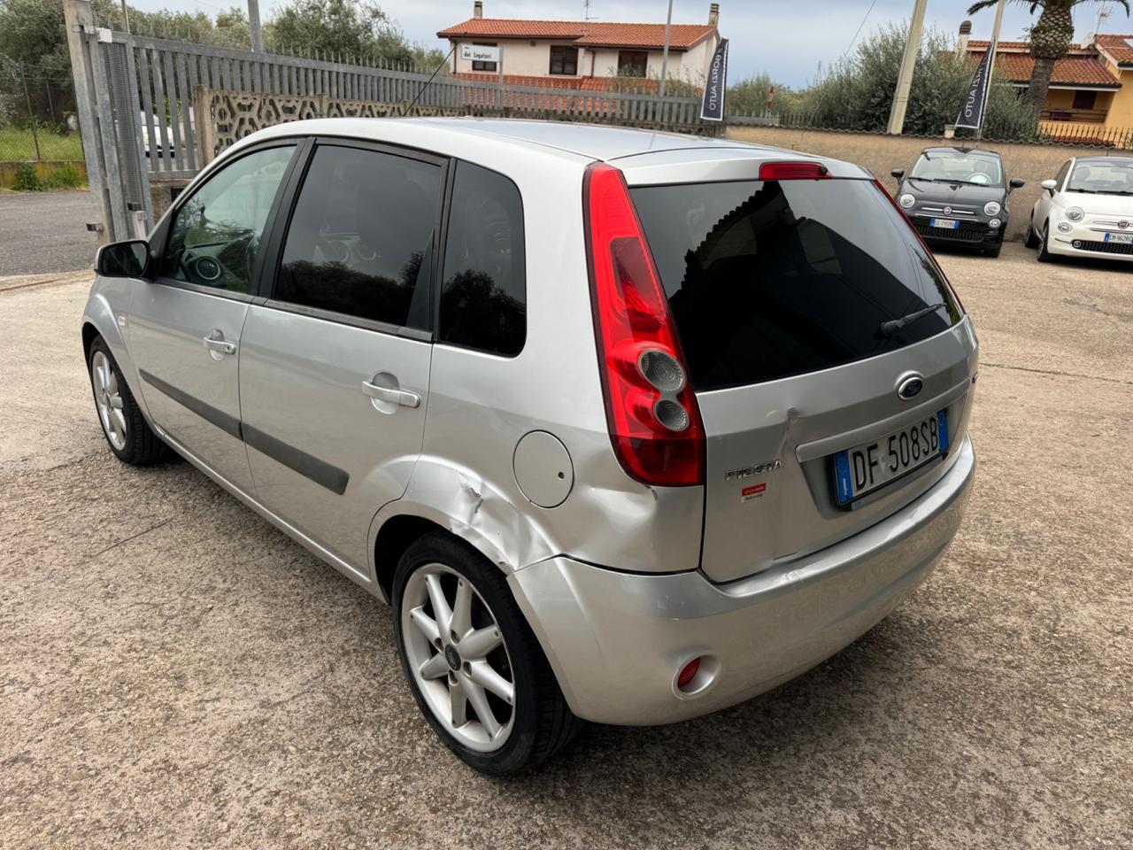 Ford Fiesta 1.4 TDCi 5 porte UNIPRO!