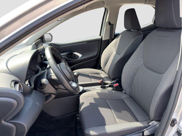 TOYOTA Yaris Yaris 1.0 5 porte Business