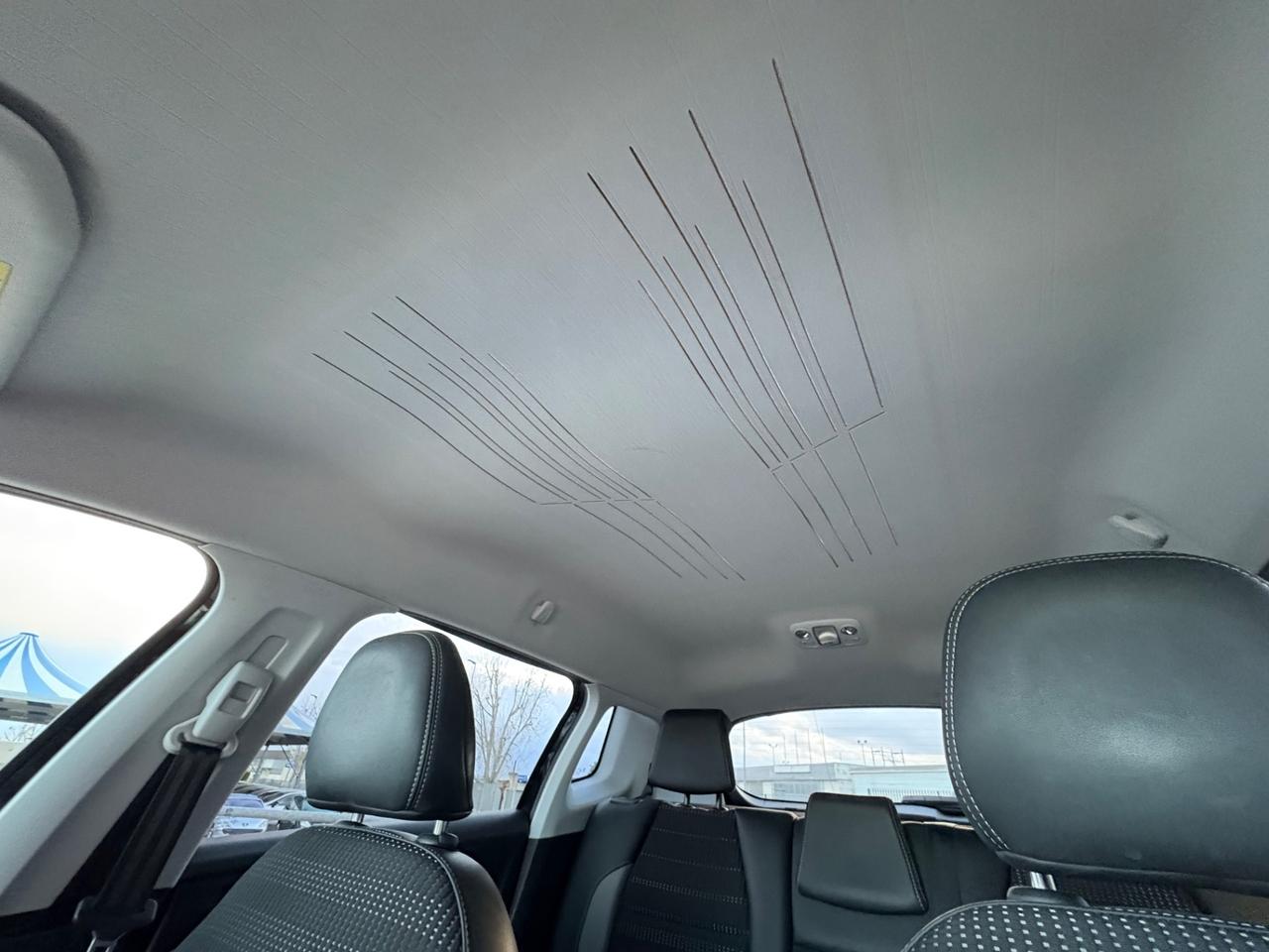 Peugeot 2008 BlueHDi 120 S&S Black Matt