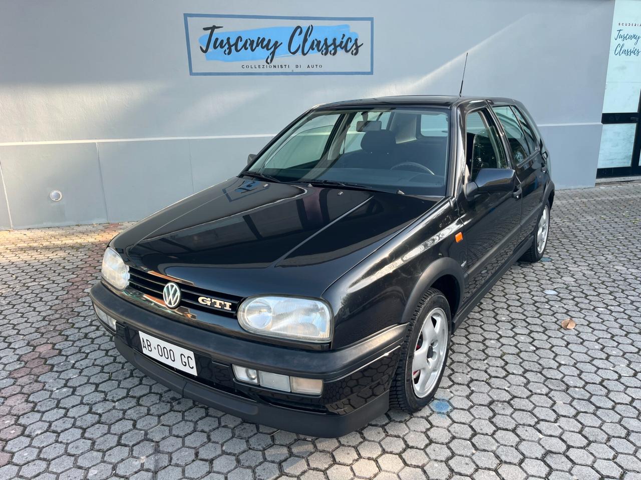 Volkswagen Golf 2.0 16V cat 5 porte GTI