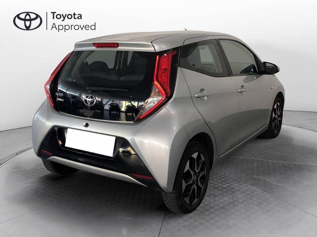Toyota Aygo 5 Porte 1.0 VVT-i x-fun