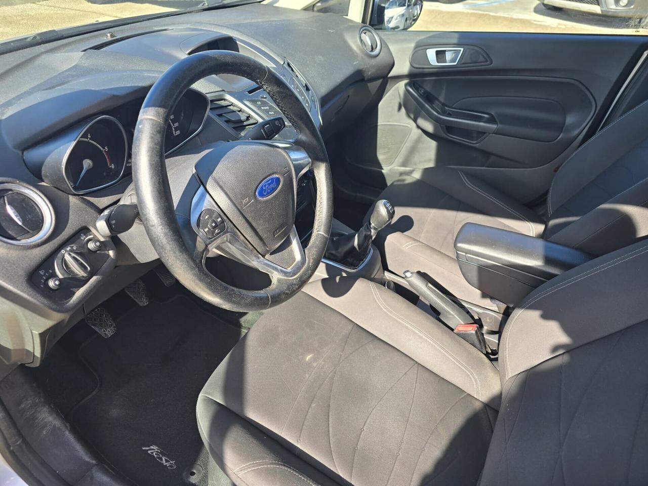 Ford Fiesta 1.5 TDCi 75CV 5 porte Business