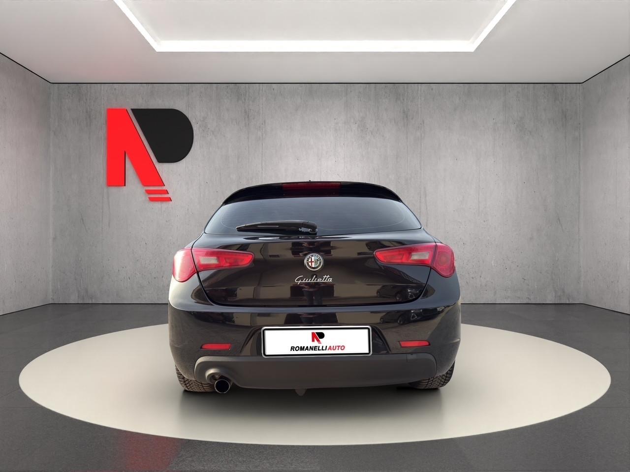 Alfa Romeo Giulietta 1.6 JTDm-2 105 CV Distinctive GANCIO TRAINO