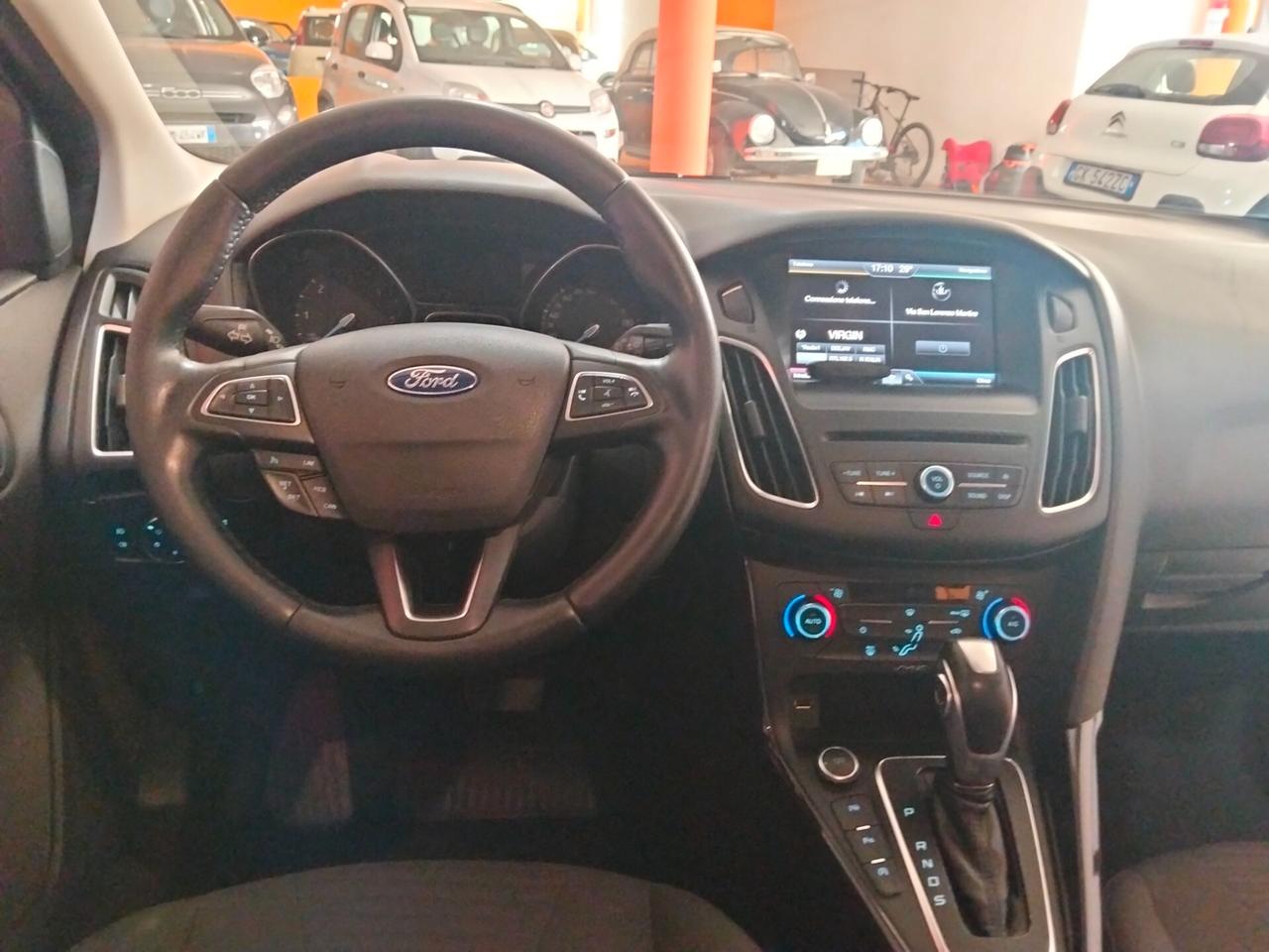 Ford Focus 1.5 TDCi 120 CV Start&Stop Powershift Business