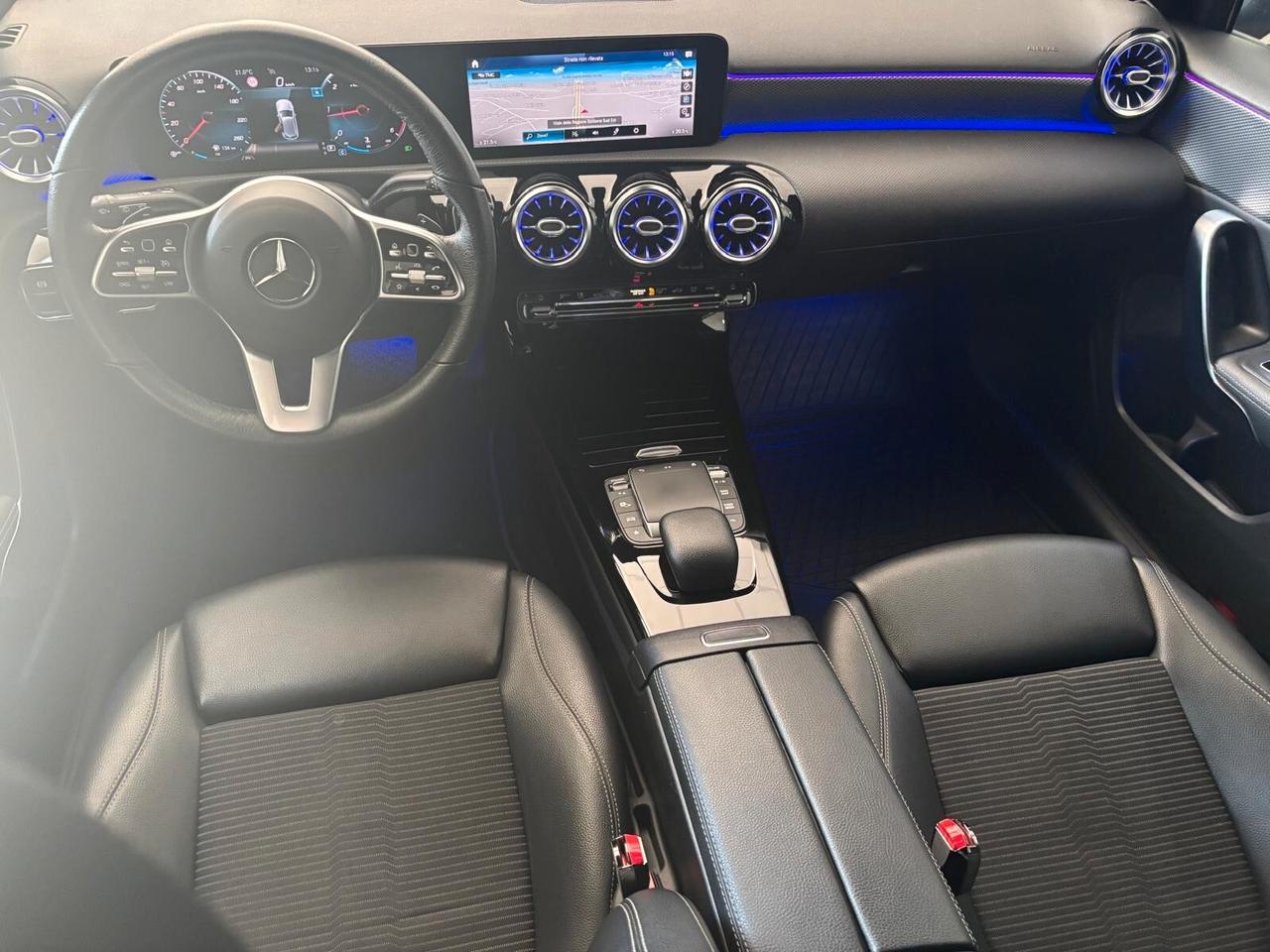 Mercedes-benz A 200 Mercedes 200d Sport