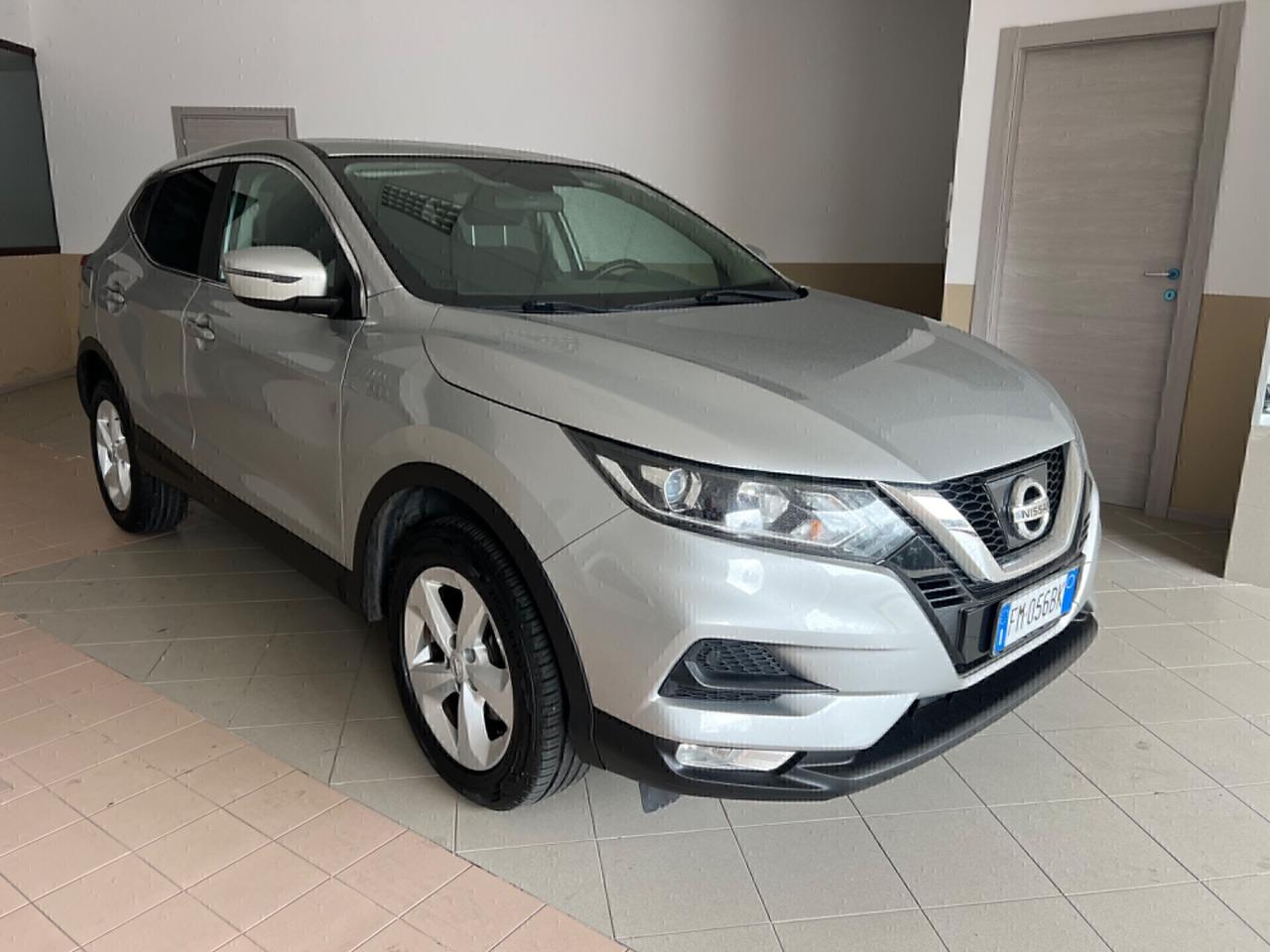 Nissan Qashqai 1.6 dCi 2WD Visia AFFARE