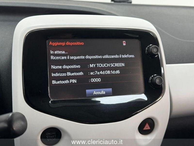 Peugeot 108 PureTech 82 5 porte Allure