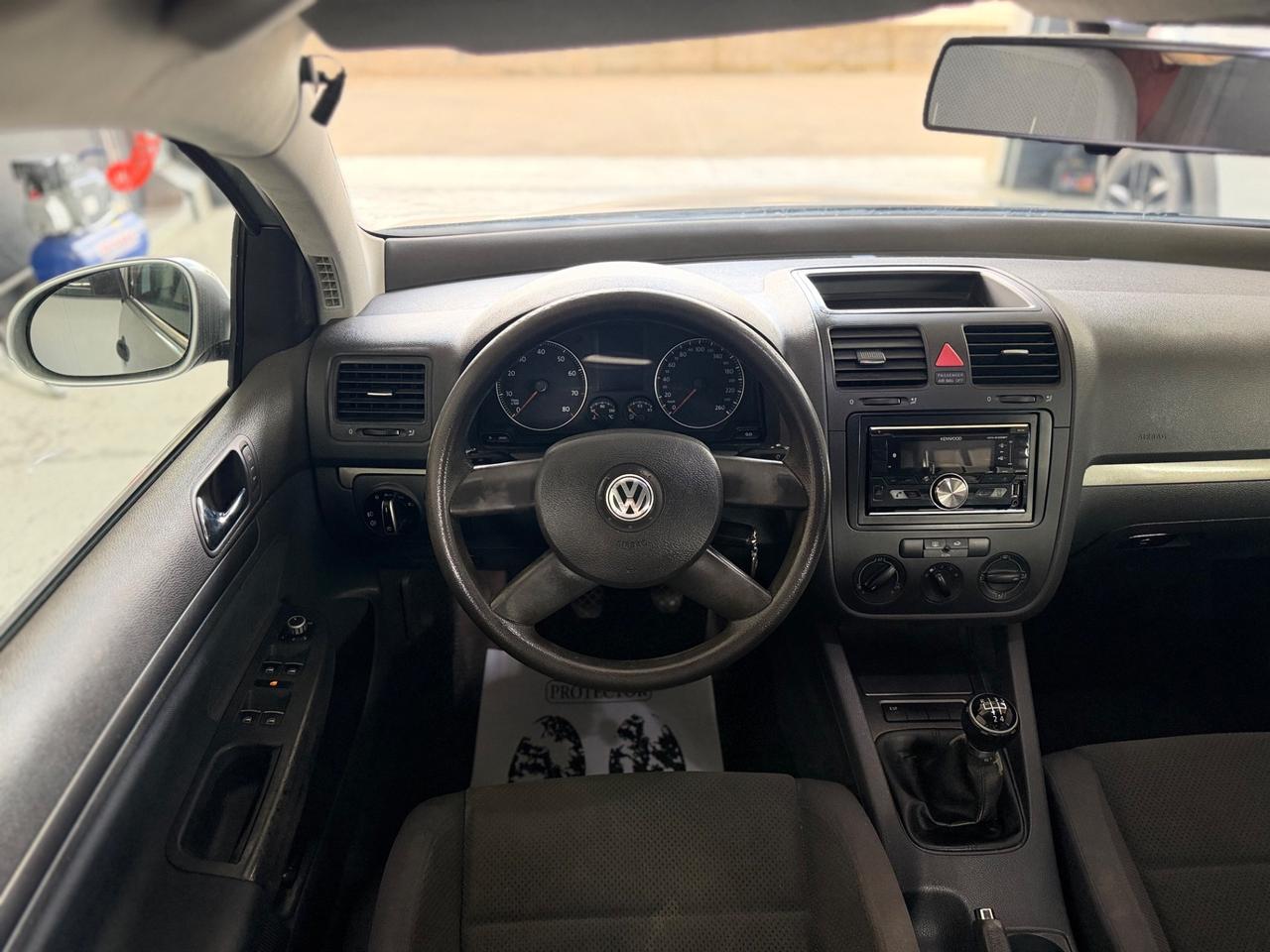 Volkswagen Golf comfortline 1.6 METANO NEOPATENTATI