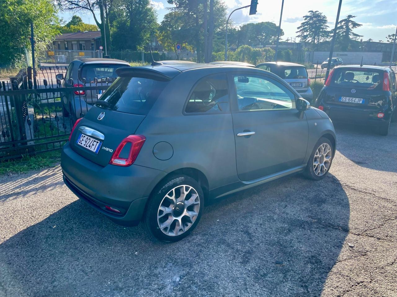 Fiat 500 1.0 Hybrid Rockstar