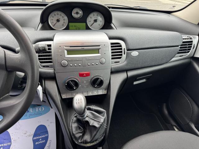 LANCIA Ypsilon 1.2 69 CV 5 porte Unyca