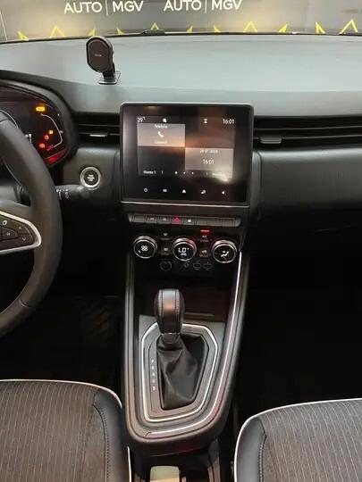 Renault Clio Full Hybrid E-Tech 140 CV 5 porte Intens