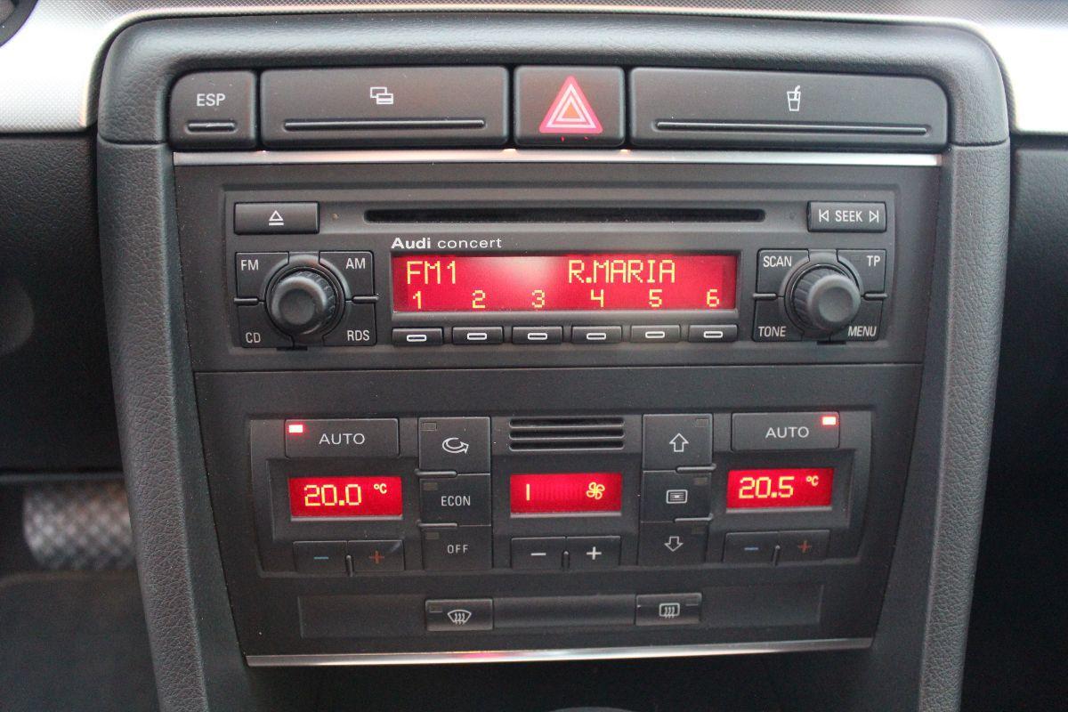 AUDI - A4 - 3.0 TDI quattro S tronic