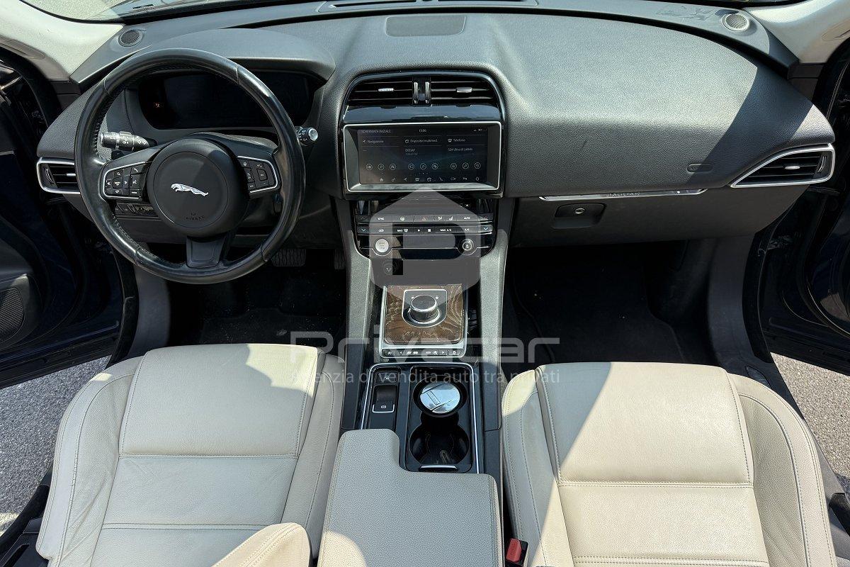 JAGUAR F-Pace 2.0 D 180 CV AWD aut. Prestige